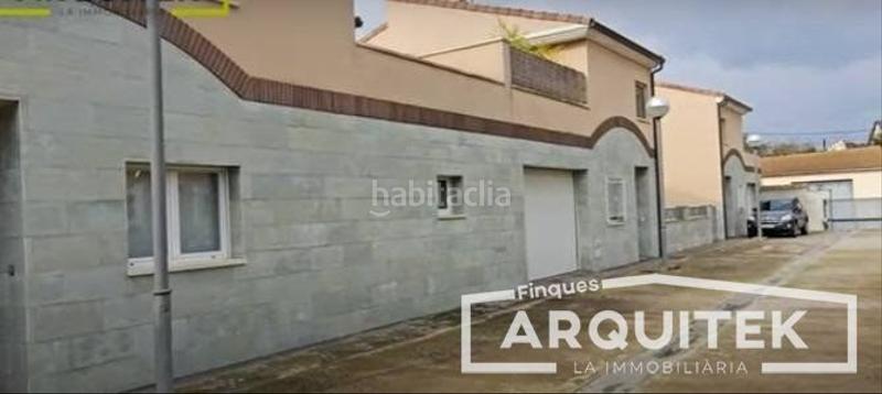 Foto b88bbec1-1a91-4802-a9cc-7a5b80fb0683. Chalet , casa privada seminueva. en Albesa