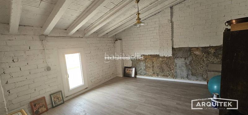 Foto 2bed62d4-160a-46db-8ba3-26b942ca5e62. Haus mit pool in Puigverd de Lleida