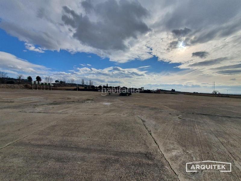 Foto 4dc18248-b2b1-4eac-970b-54c124328841. Alquiler nave industrial  para logística lista para su uso en Lleida