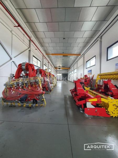 Foto 965a98ad-566d-444b-a96f-1c422b1cdfa9. Alquiler nave industrial  para logística lista para su uso en Lleida