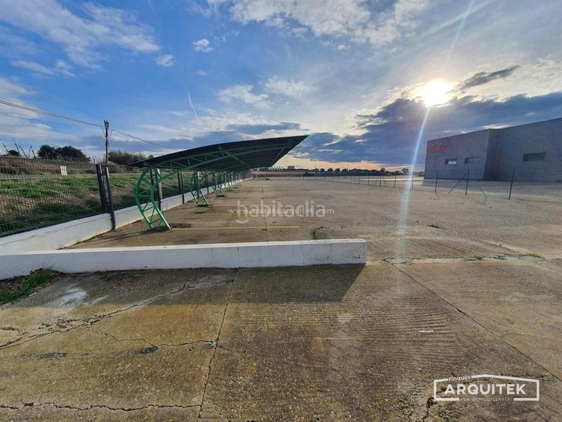 Foto a3401932-29a8-4f9b-b74b-7ef1fa0e31bf. Lloguer nau industrial a Sucs Lleida