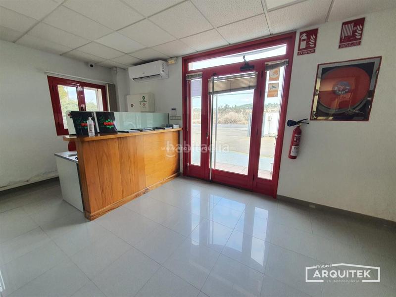 Foto f2b0a5f4-274a-469d-85cc-8d48e8161286. Lloguer nau industrial a Sucs Lleida