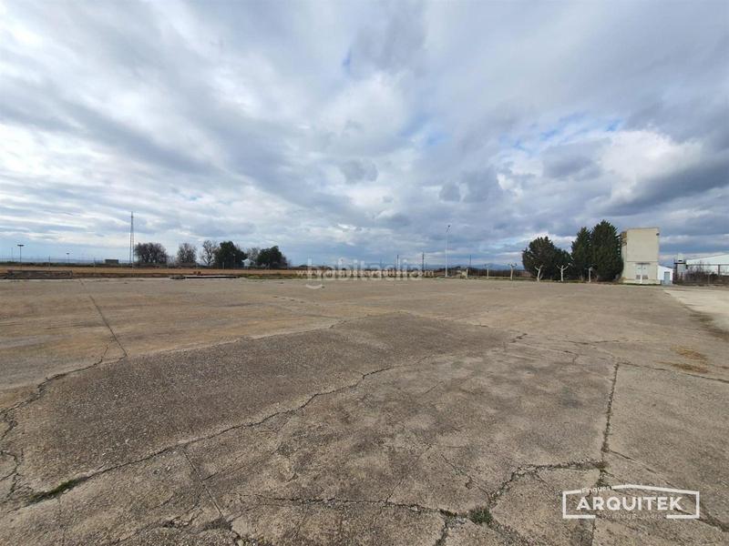 Foto 7f3bced7-c4ad-4257-bc51-a31855d1c34b. Location bâtiment à usage industriel dans Sucs Lleida