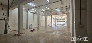 Rent Building in Príncep de Viana-Clot-Xalets Humbert Torres. Local en el clot de les granotes 400m2