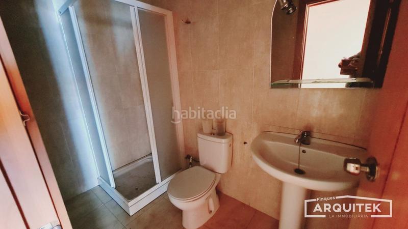 Foto 53f9cb0c-1180-48bb-bce4-bf4f2958a08b. Local comercial a Príncep de Viana-Clot-Xalets Humbert Torres Lleida