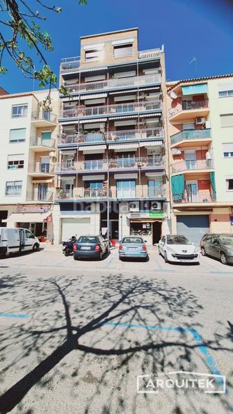 Foto 5d8fcb32-a5e4-452b-b641-b3e7cf81c8cf. Local comercial a Príncep de Viana-Clot-Xalets Humbert Torres Lleida