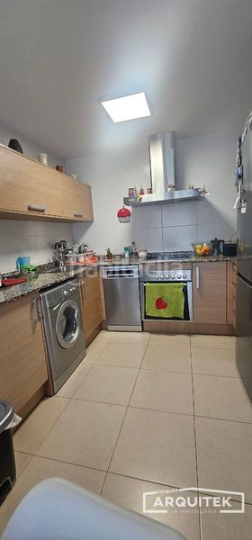 Foto 3a943de3-4e6f-4fac-aaad-7985f27dd96e. Apartament amb calefacció aparcament a Magraners Lleida