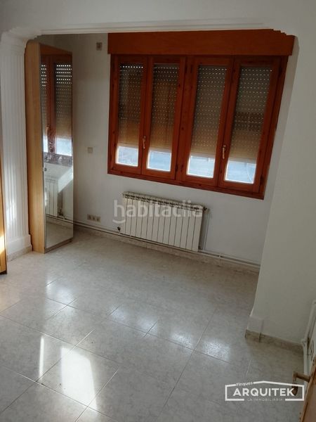 Foto f27c38b3-85ab-49b4-9515-cf2b10ebe554. Pis a Pobla de Segur (La)