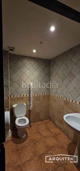 Foto 6b27ca18-2528-4b04-aa9a-69b271c61556. Local comercial a Mariola Lleida