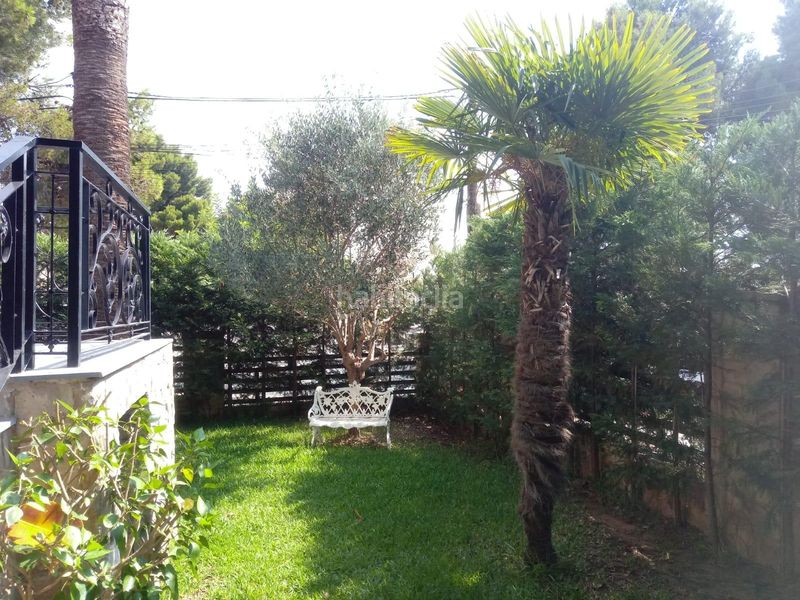 Foto f69e0229-4403-40d8-9ecb-6cb0fb25f626. Chalet  independiente en el vedat centro en Torrent