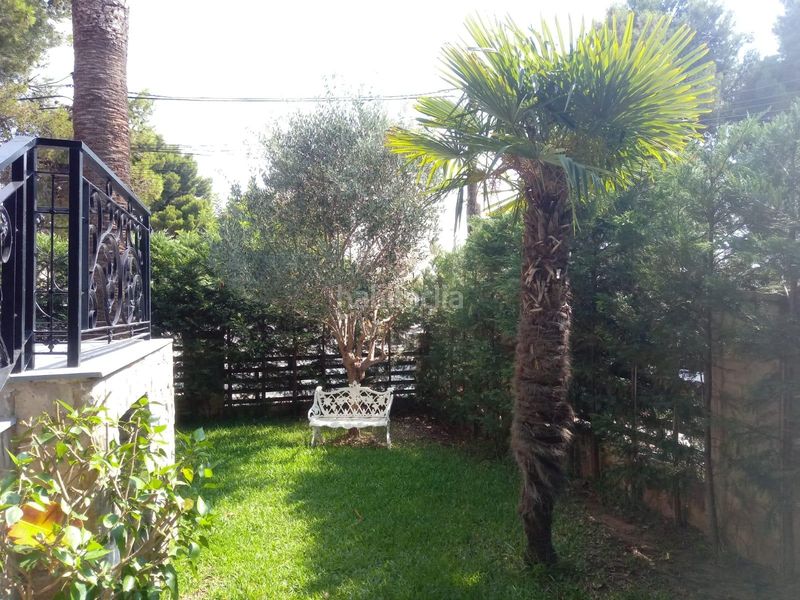 Foto fac9a354-edca-45ac-b013-d0ca44beffc1. Chalet  independiente en el vedat centro en Torrent