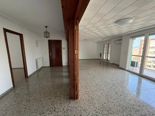 Location Appartement  Avenida al vedat. Amplio piso en alquiler en la avd. al vedat, torrent