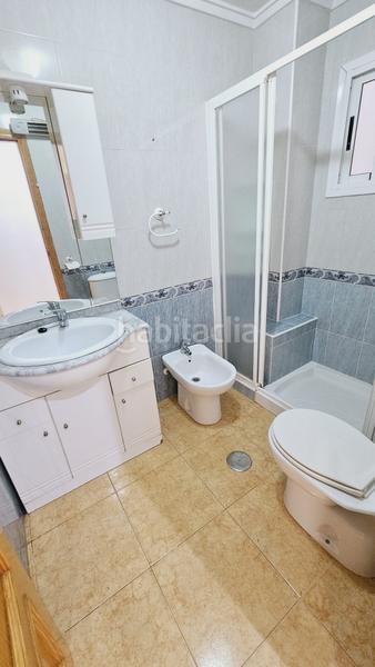 Foto a06a00dd-c0d4-45ef-b04d-99f3a64c7129. Appartamento in n/a in Zona Playa del Cura Torrevieja