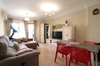 Flat in Calle caballero de rodas 80. A tan solo 200 metros de playa del cura , torrevieja