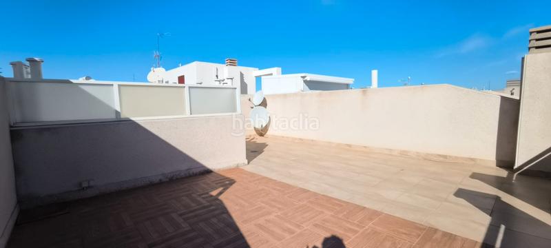 Foto 39a1f0de-73a7-4115-b3eb-10cc75f66502. Attico in calle la sal 10 in Zona Playa del Cura Torrevieja