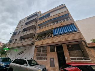 Flat in Calle virgen de la paloma 8