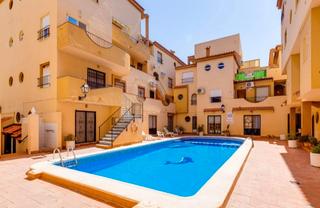 Maison à Calle marcelina 64. ¡encantador bungalow en planta alta en torrevieja! ¡tu refugio i