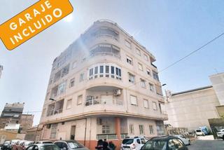 Pis a Calle santa trinidad 28. ¡descubre tu hogar soñado en la costa con laura, tu experta en v