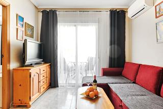 Flat in Calle almudena 15. Viviendas en la costa