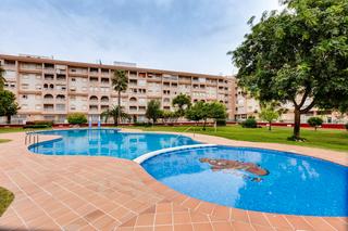 Flat  Calle santander. Viviendas en la costa