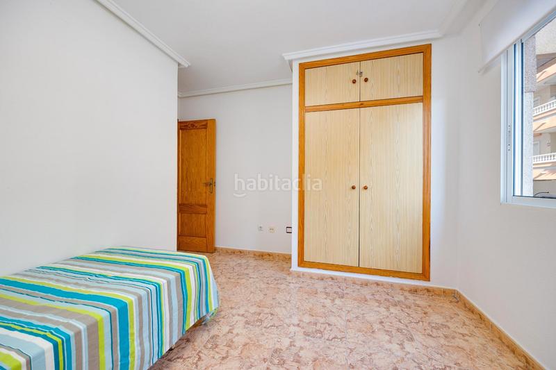 Foto 4d7dde74-c727-418a-aa92-6183c263e979. Piso en avenida diego ramírez pastor 172 en Antonio Machado Torrevieja