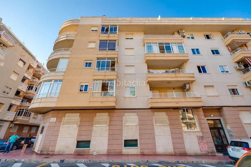 Foto 50ac2474-e320-4e7c-9844-af221816651d. Piso en avenida diego ramírez pastor 172 en Antonio Machado Torrevieja