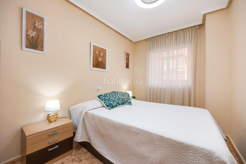 Foto a6b344d3-9856-49a7-bbe8-807b1cfb377f. Piso en avenida diego ramírez pastor 172 en Antonio Machado Torrevieja