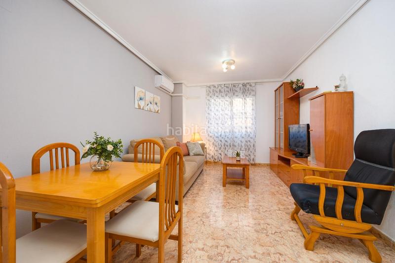 Foto aad55938-123d-4691-bb1d-eb9f7f7d8a5e. Piso en avenida diego ramírez pastor 172 en Antonio Machado Torrevieja