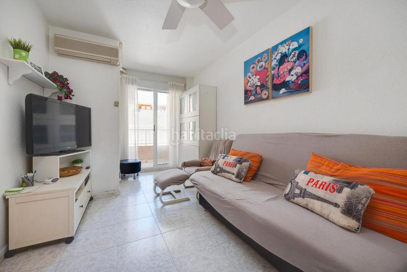 Foto c3b3c7ea-bc64-4c0c-97a5-8b025a58fb79. Piso en calle mar baltico 44 en Zona Playa de los Locos Torrevieja