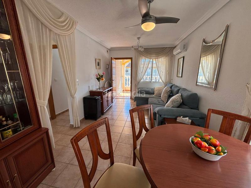 Foto e8869e53-dcdd-4f43-a461-ab025b5dd86a. Chalet in avenida rosa mazón valero 18 in Parque Acuático - Sector 25 Torrevieja