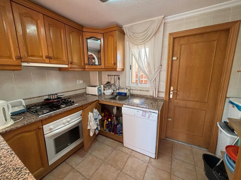 Foto 4d659810-a3a6-454f-ad36-50791d8e396c. Chalet in avenida rosa mazón valero 18 in Parque Acuático - Sector 25 Torrevieja