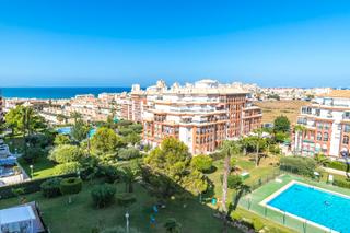 Àtic a Ronda josé samper garcía 136. Atico con solarium privado , torreblanca