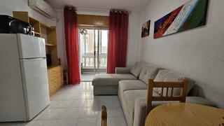 Studiowohnung  Calle rafal 20. Estudio a 200 metros de playa , torrevieja