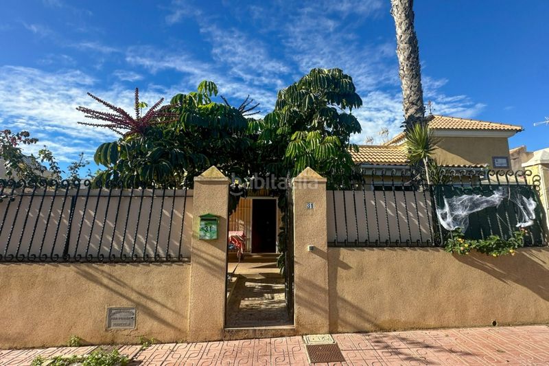 Foto 430a4e98-8d63-45f5-b67c-d955eff025e7. Dúplex a calle foque 59 a Zona los Frutales Torrevieja