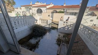 House in Avenida adradas 174