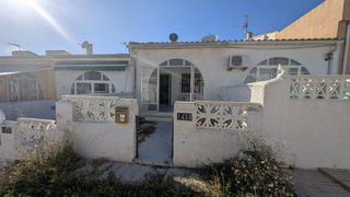 Casa a Avenida Adradas