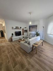 Flat in Calle san emigdio 6