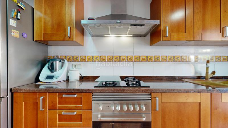 Foto 7695fbda-831b-46cd-9c3b-09be02127d00. Reihenhaus mit parking in Corinto-Almardà Sagunt