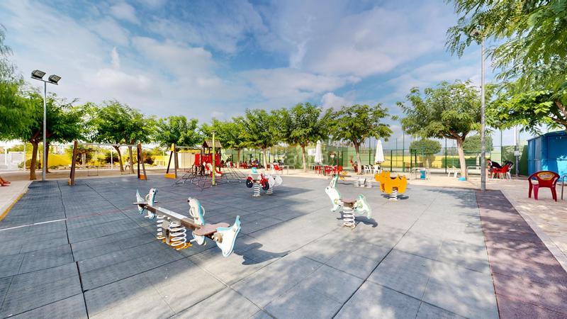 Foto b659275c-d1a4-4b1e-89ba-ecbff82b2105. Reihenhaus mit parking in Corinto-Almardà Sagunt