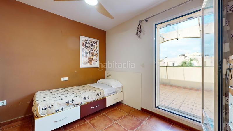 Foto f62f9a39-294b-44c6-81b7-5be7394a3bba. Reihenhaus mit parking in Corinto-Almardà Sagunt