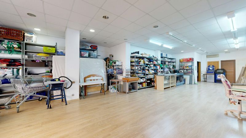 Foto 06781017-3def-4bd3-bf17-62a5375d8304. Local comercial a Centro-El Castillo Sagunt