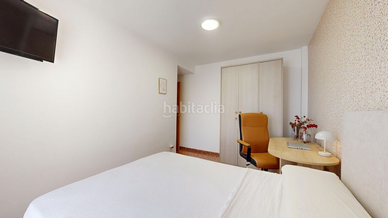 Foto f46d56b0-a880-4625-b790-2af95f8cf4e0. Pis amb aparcament a Antiga Moreira Sagunt