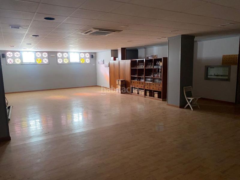 Foto 6c774f73-c848-400e-bb9d-bc00c8e7fa39. Business premise in carrer na saurina d'entença 54 in Alcoi