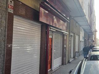 Rent Business premise  Carrer nou d'octubre. Local antigua carniceria