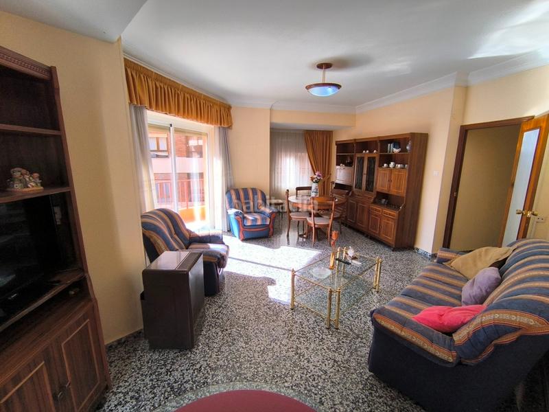 Foto a35337fd-27c0-4a57-ad95-1588d714ce58. Piso  centro en Ibi