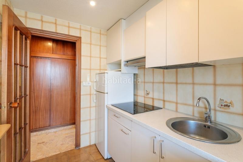 Foto 4cbc7ba7-5885-46e8-9a9a-1ef0f590f676. Pis a avenida países escandinavos 6 a Playa de San Juan Alicante