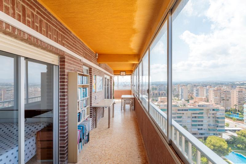 Foto 98a9168f-dc0c-43c3-856b-10de0ac9819c. Pis a avenida países escandinavos 6 a Playa de San Juan Alicante