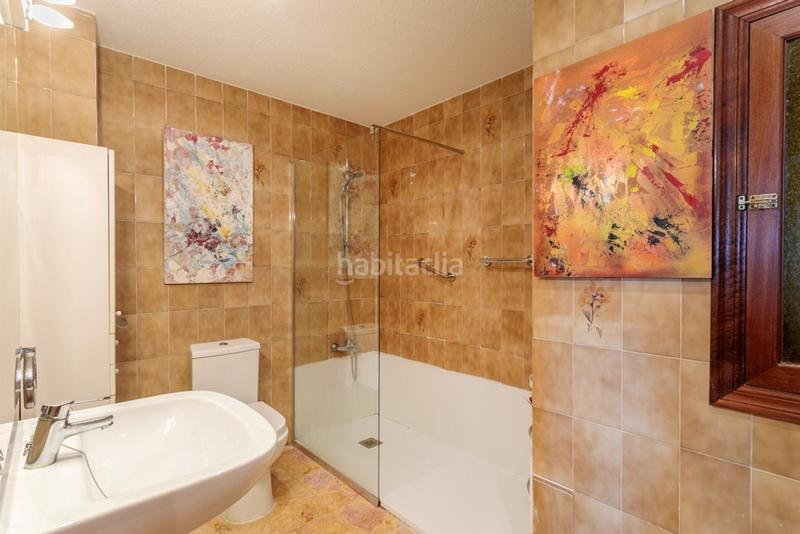 Foto b01b88e7-6ebd-4a9f-8fd8-4a5518702b7a. Pis a avenida países escandinavos 6 a Playa de San Juan Alicante