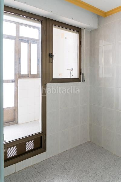 Foto 1b4138a6-161c-40d4-9fb1-f6fb76405ee9. Piso en carrer joan fuster 4 piso giravella en Ibi