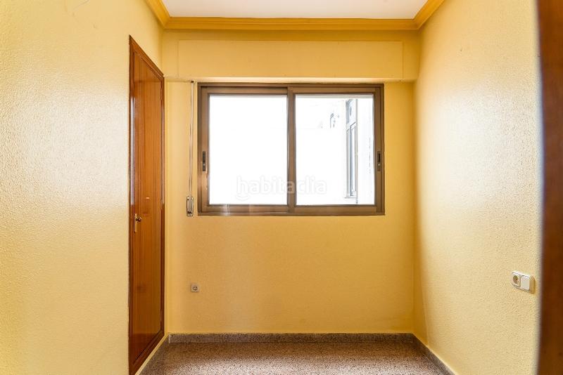 Foto 26ed35f9-eff9-4a22-bdef-f3d724f9313b. Piso en carrer joan fuster 4 piso giravella en Ibi